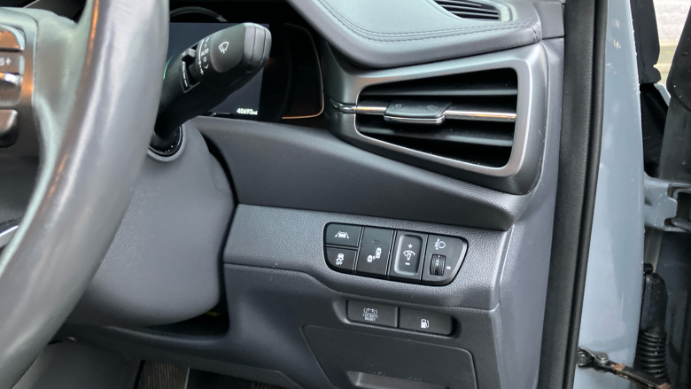 Hyundai IONIQ 1.6 GDi Hybrid Premium SE 5dr DCT Hybrid Hatchback